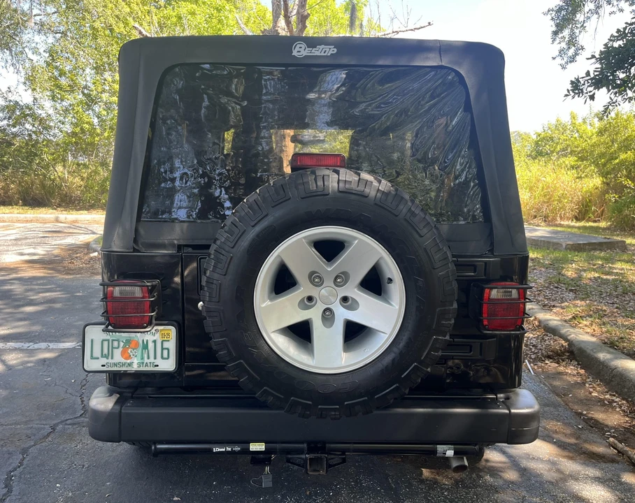 2005 Jeep TJ Wrangler - Image 15 of 31