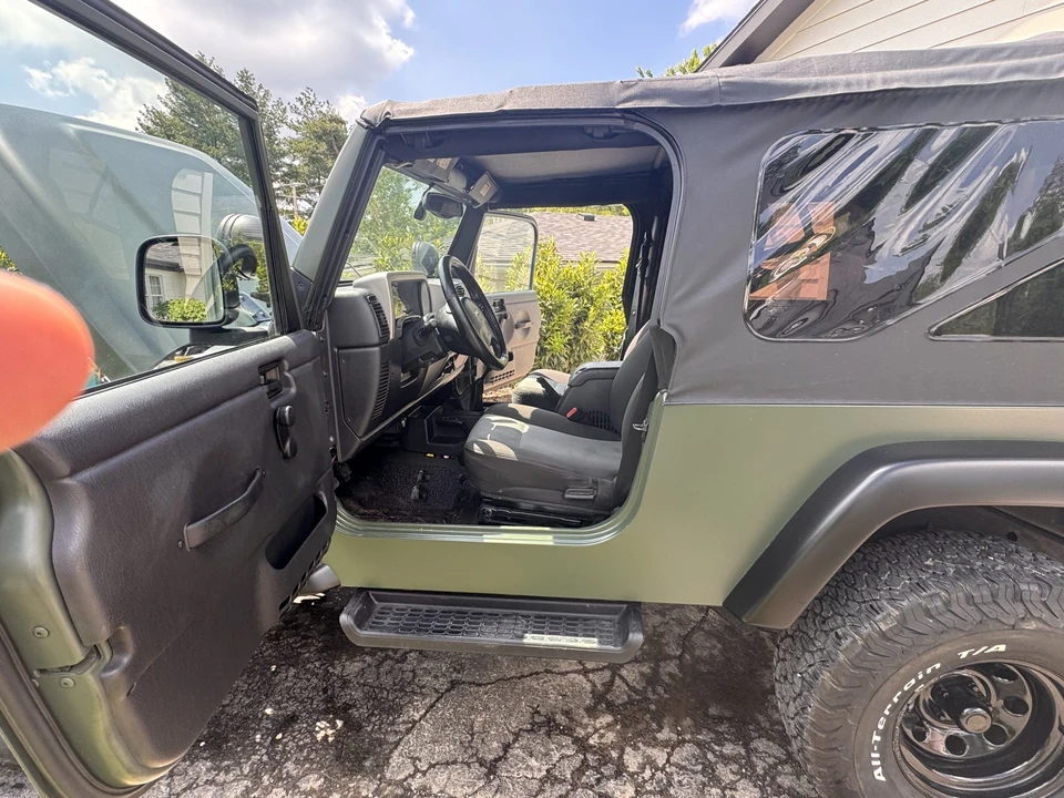 2005 Jeep TJ Wrangler - Image 23 of 31