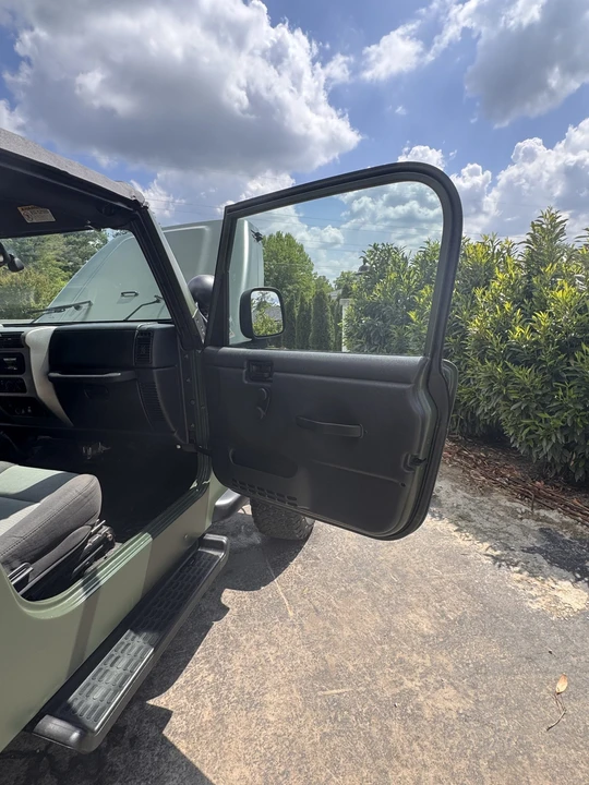 2005 Jeep TJ Wrangler - Image 27 of 31