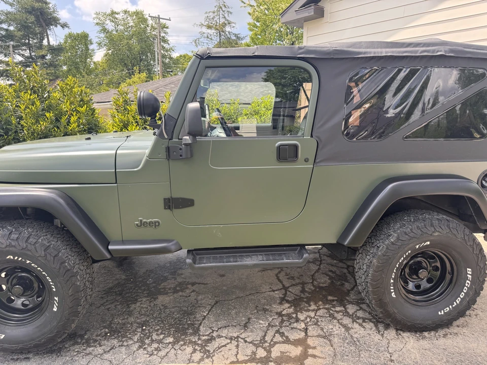 2005 Jeep TJ Wrangler - Image 9 of 31