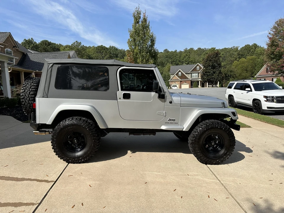 2005 Jeep TJ Wrangler - Image 11 of 31