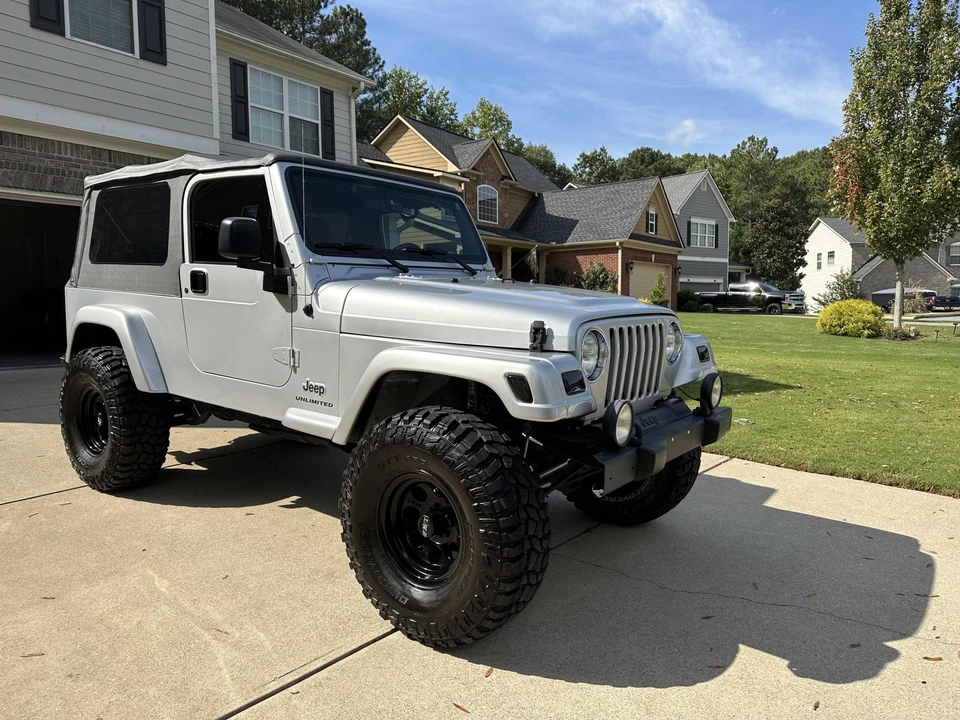 2005 Jeep TJ Wrangler - Image 2 of 31