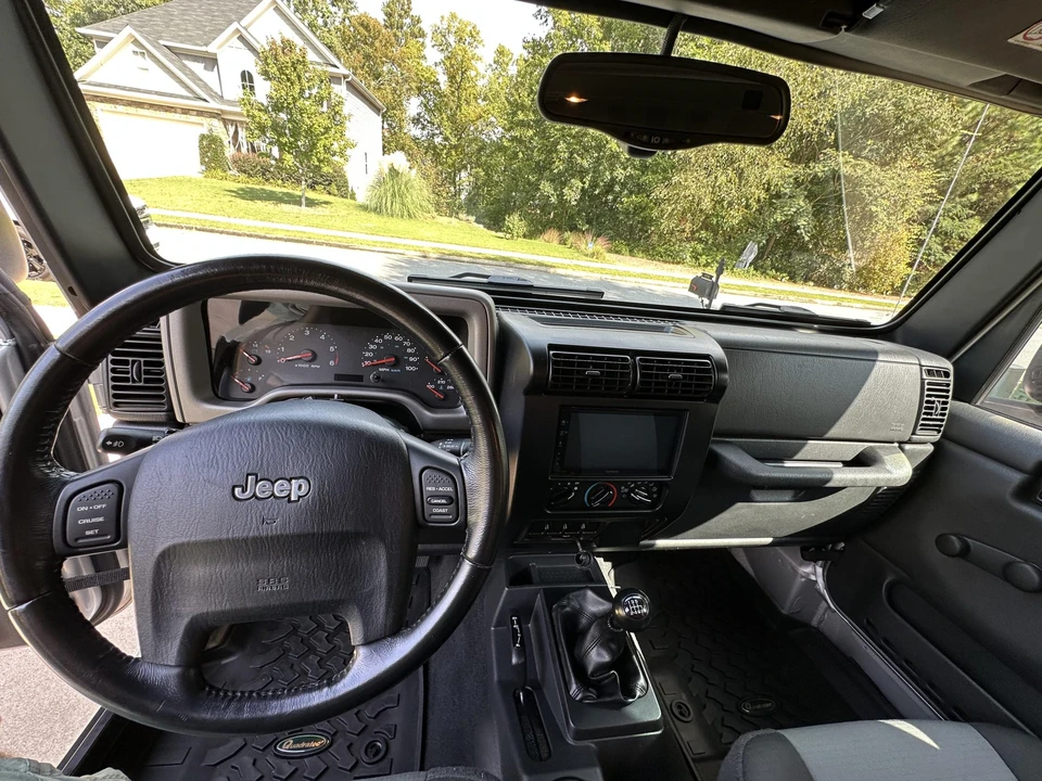 2005 Jeep TJ Wrangler - Image 26 of 31