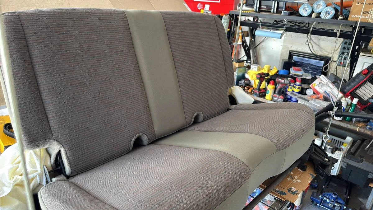 2005 Jeep TJ Wrangler - Image 15 of 18