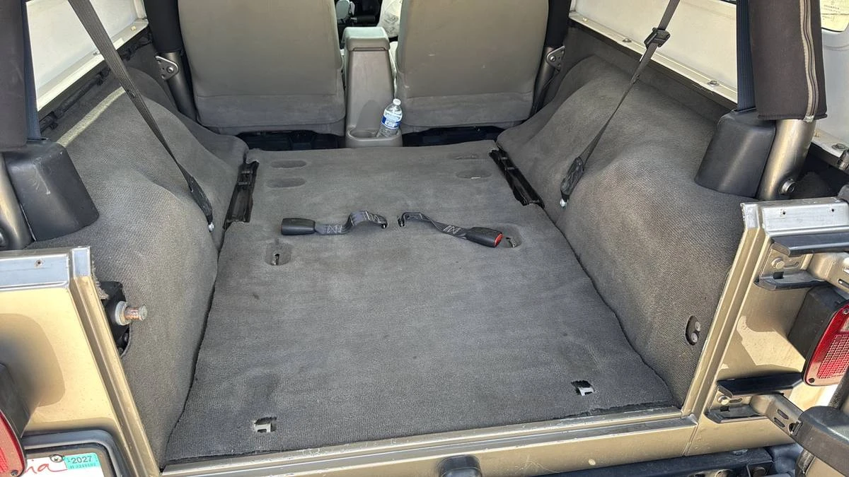 2005 Jeep TJ Wrangler - Image 11 of 18