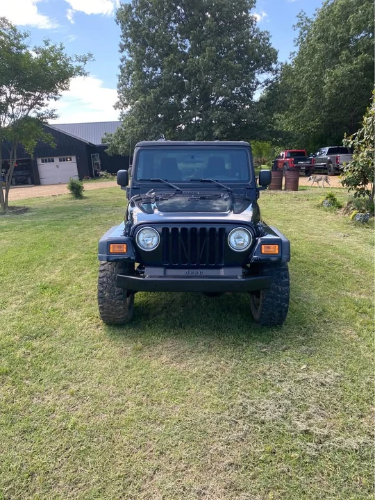 2005 Jeep TJ Wrangler - Image 3 of 4