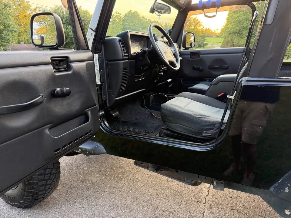 2005 Jeep TJ Wrangler - Image 8 of 17