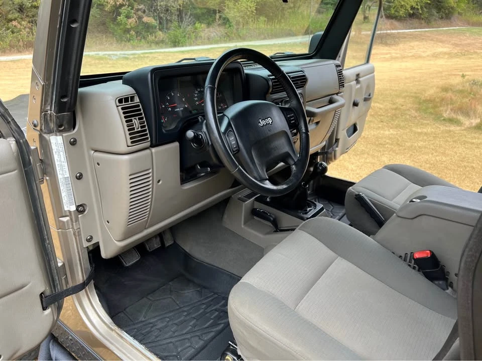 2005 Jeep TJ Wrangler - Image 17 of 20