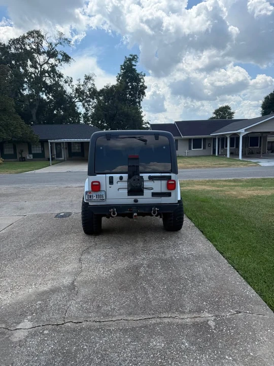 2005 Jeep TJ Wrangler - Image 3 of 11