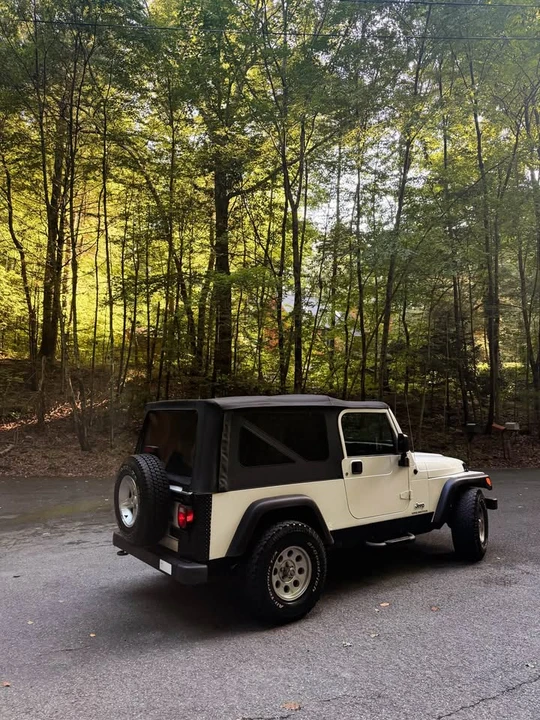 2005 Jeep TJ Wrangler - Image 3 of 16