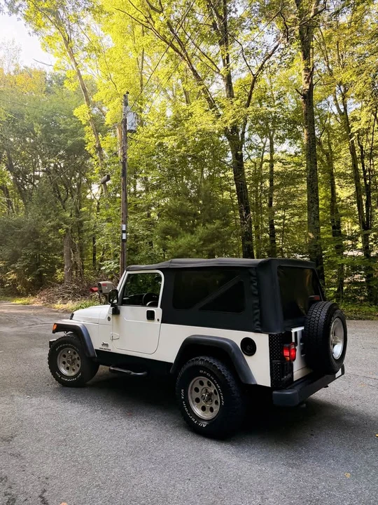 2005 Jeep TJ Wrangler - Image 5 of 16