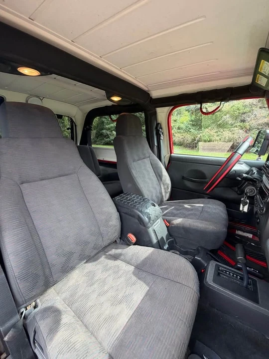 2005 Jeep TJ Wrangler - Image 8 of 13