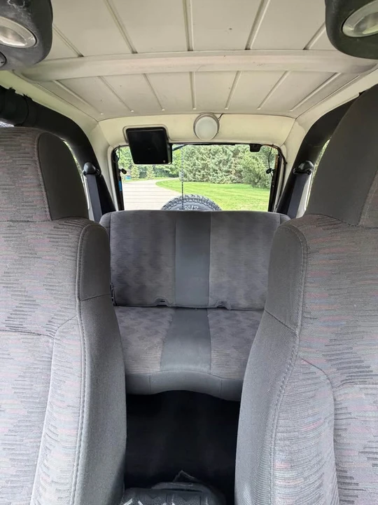 2005 Jeep TJ Wrangler - Image 10 of 13