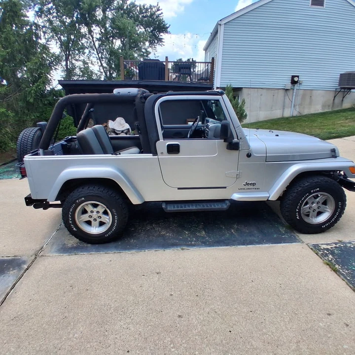2005 Jeep TJ Wrangler - Image 2 of 12