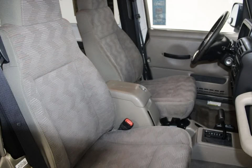 2005 Jeep TJ Wrangler - Image 9 of 17