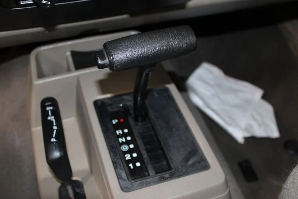 2005 Jeep TJ Wrangler - Image 11 of 17