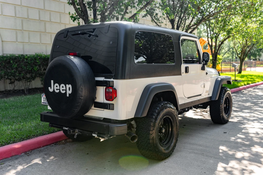 2005 Jeep TJ Wrangler - Image 9 of 31