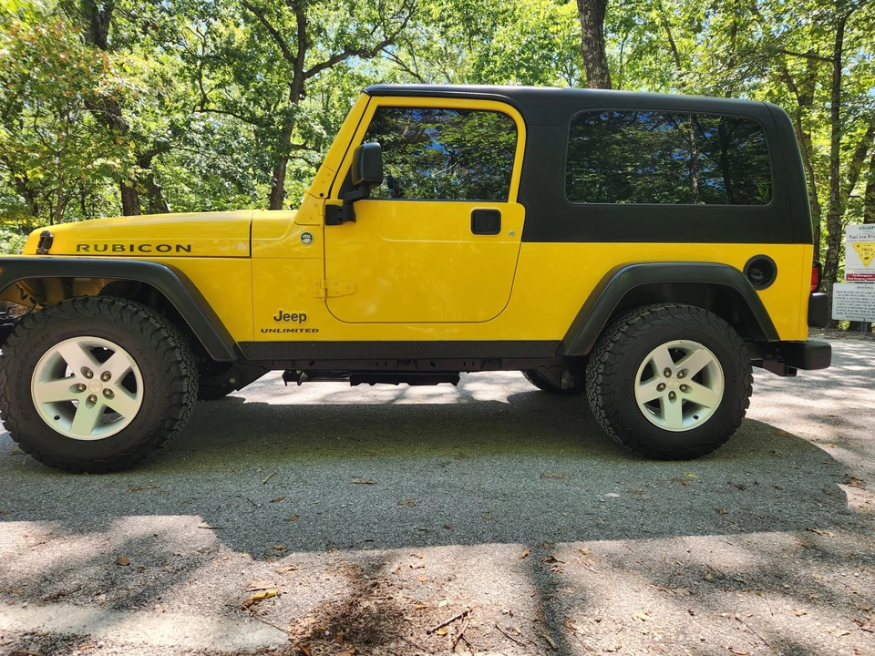 2005 Jeep TJ Wrangler - Image 7 of 31