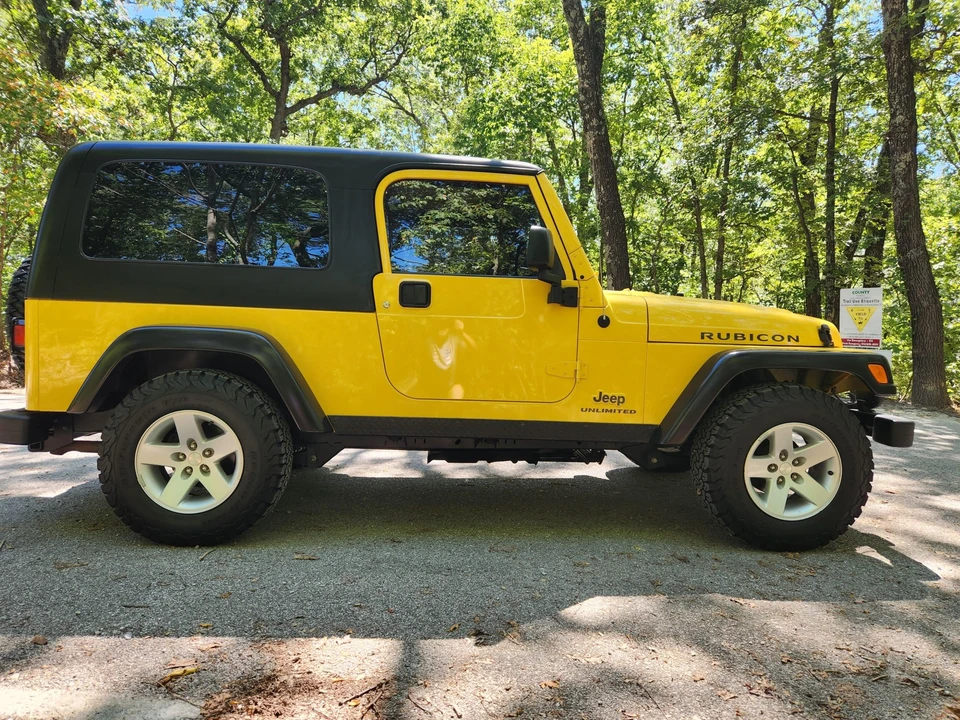 2005 Jeep TJ Wrangler - Image 14 of 31