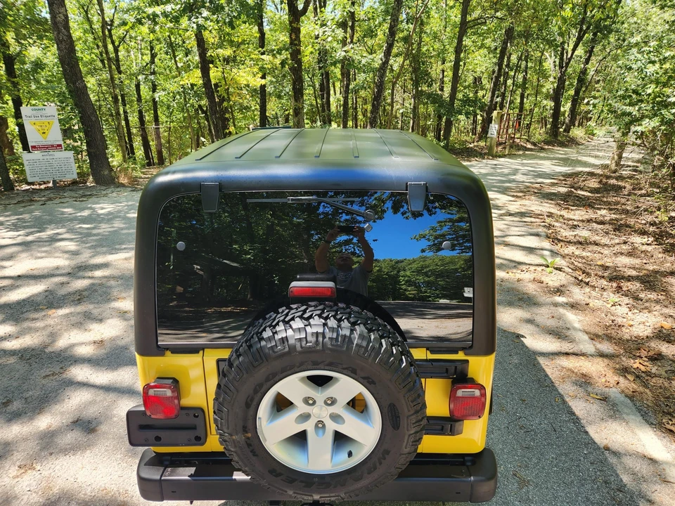 2005 Jeep TJ Wrangler - Image 9 of 31