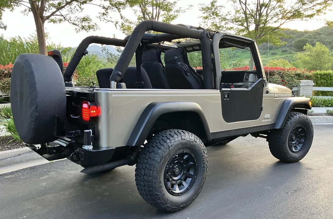 2005 Jeep TJ Wrangler - Image 22 of 31