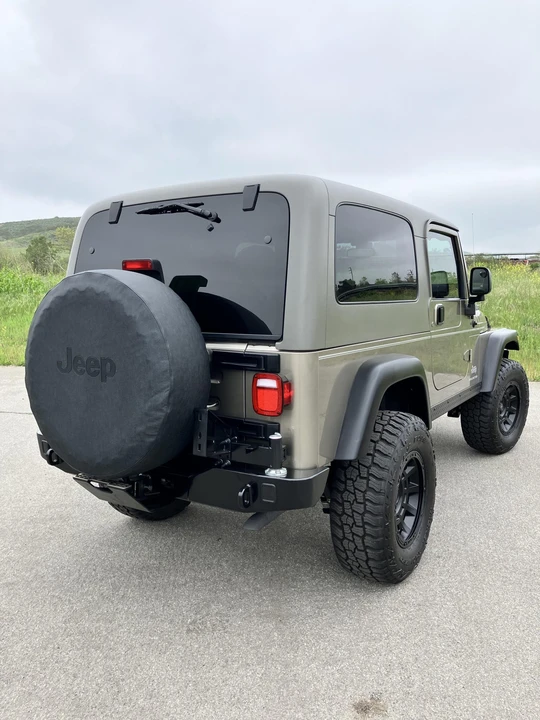 2005 Jeep TJ Wrangler - Image 17 of 31