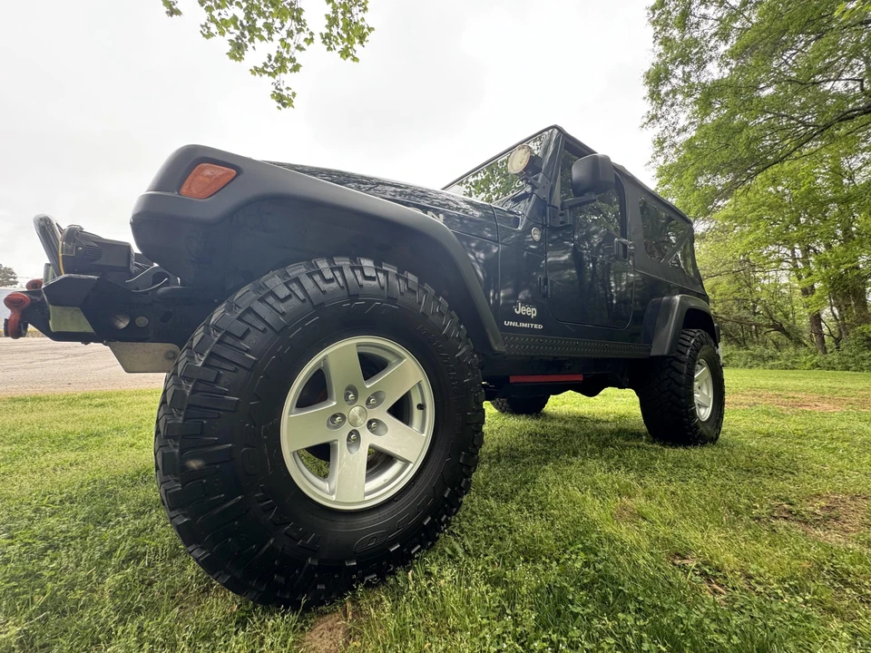 2005 Jeep TJ Wrangler - Image 26 of 31