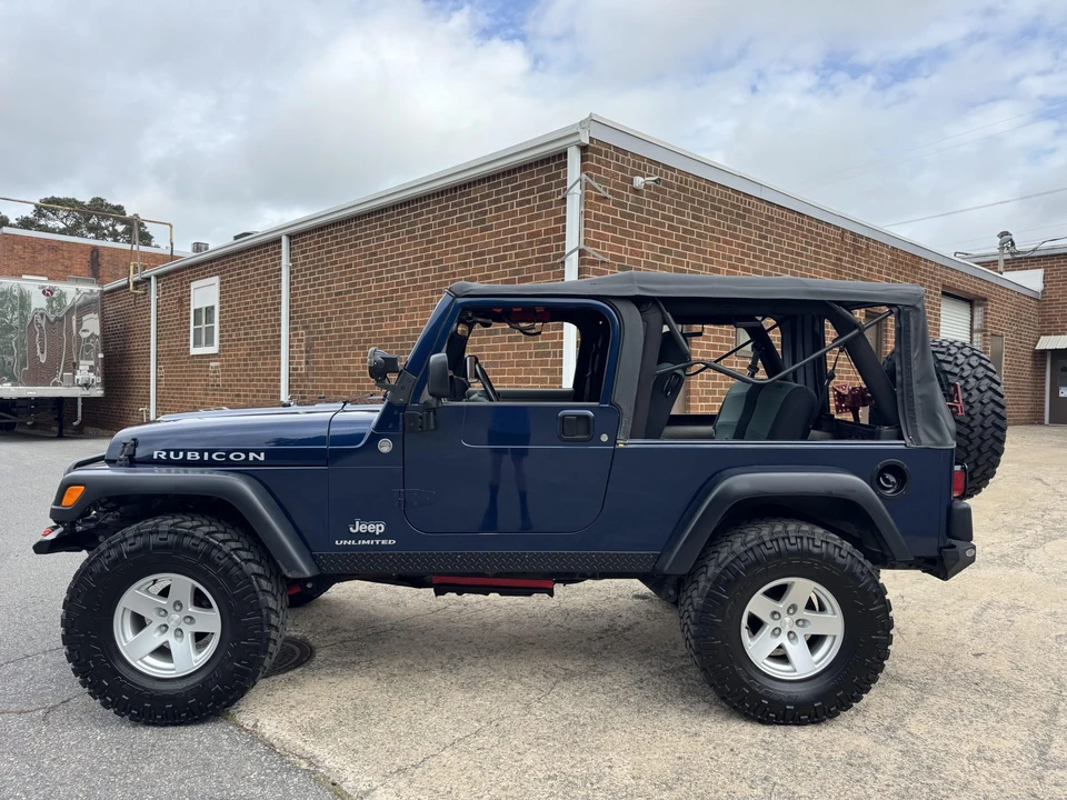 2005 Jeep TJ Wrangler - Image 19 of 31
