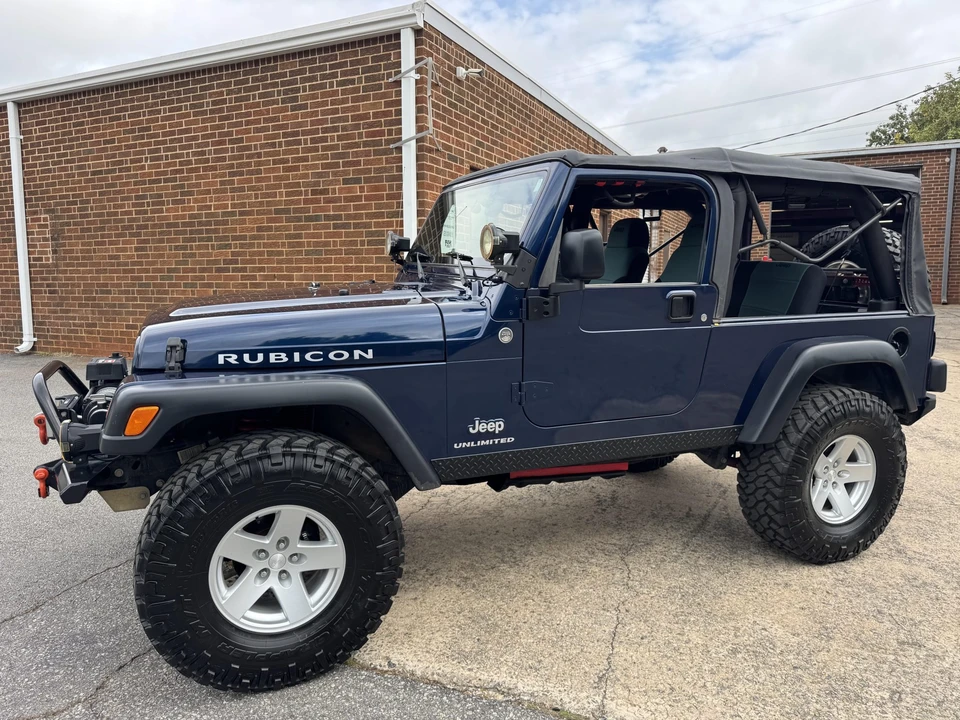 2005 Jeep TJ Wrangler - Image 18 of 31