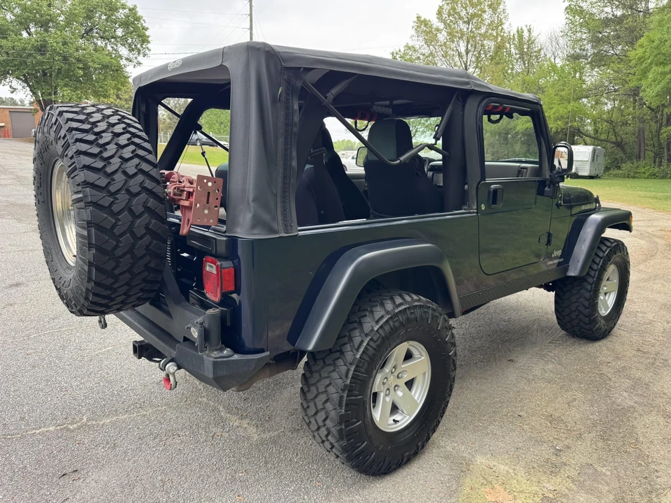 2005 Jeep TJ Wrangler - Image 27 of 31