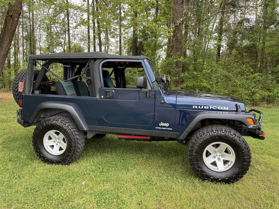 2005 Jeep TJ Wrangler - Image 17 of 31