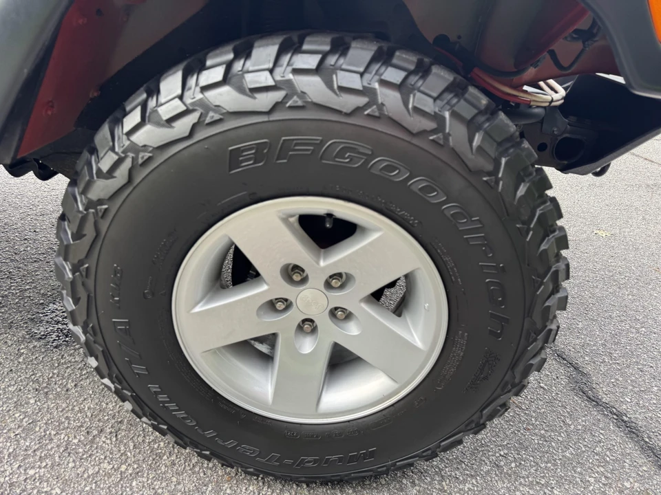 2005 Jeep TJ Wrangler - Image 25 of 31