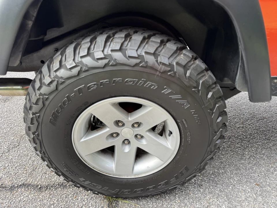 2005 Jeep TJ Wrangler - Image 24 of 31