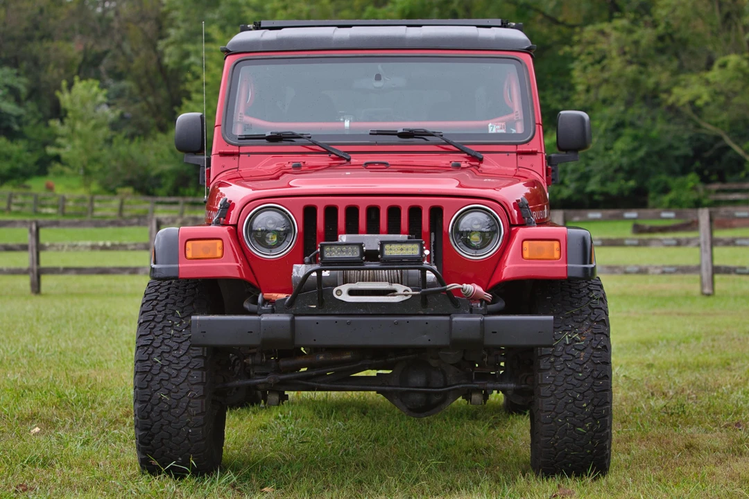 2005 Jeep TJ Wrangler - Image 2 of 31