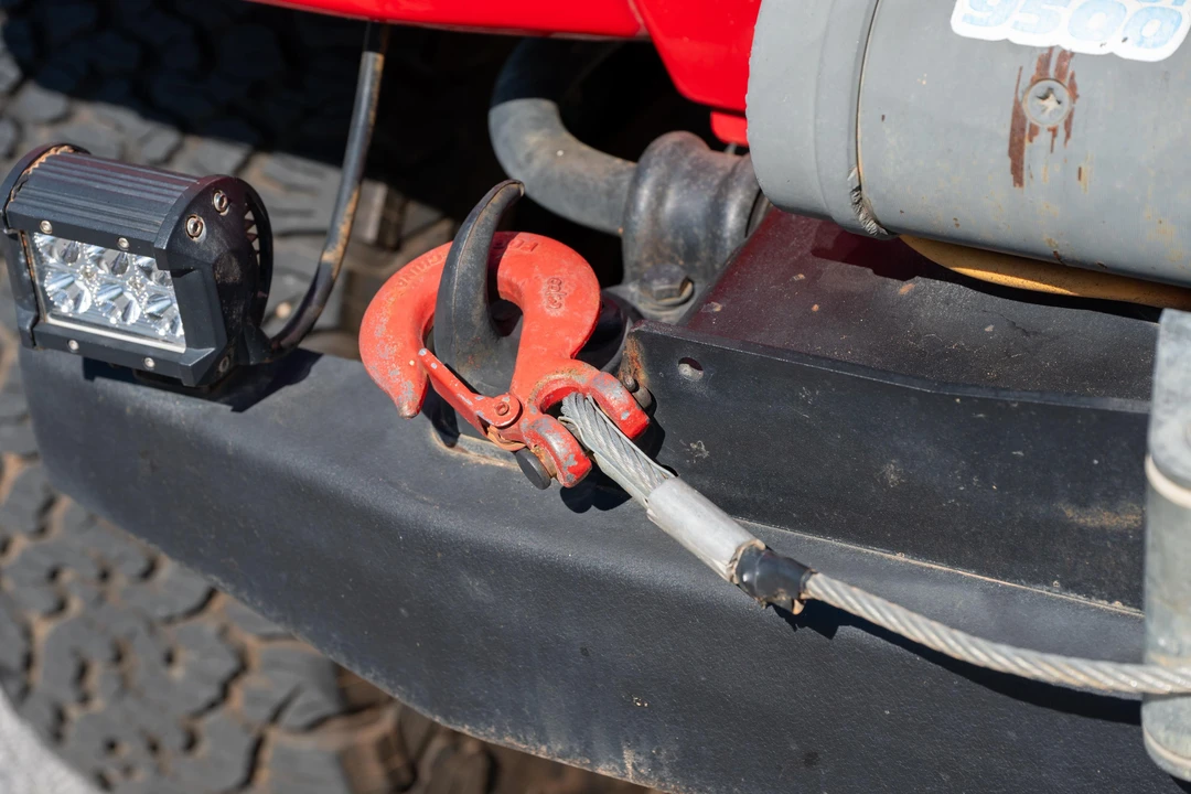 2005 Jeep TJ Wrangler - Image 19 of 31