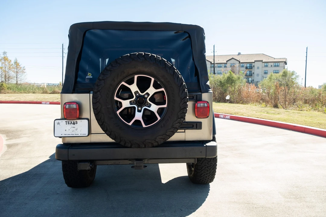 2005 Jeep TJ Wrangler - Image 5 of 31