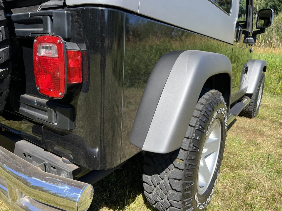 2005 Jeep TJ Wrangler - Image 21 of 31