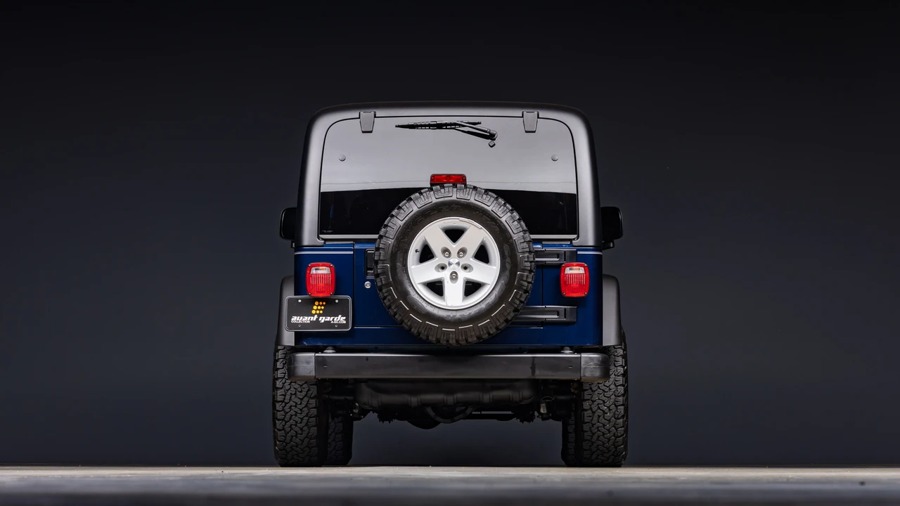 2005 Jeep TJ Wrangler - Image 21 of 31