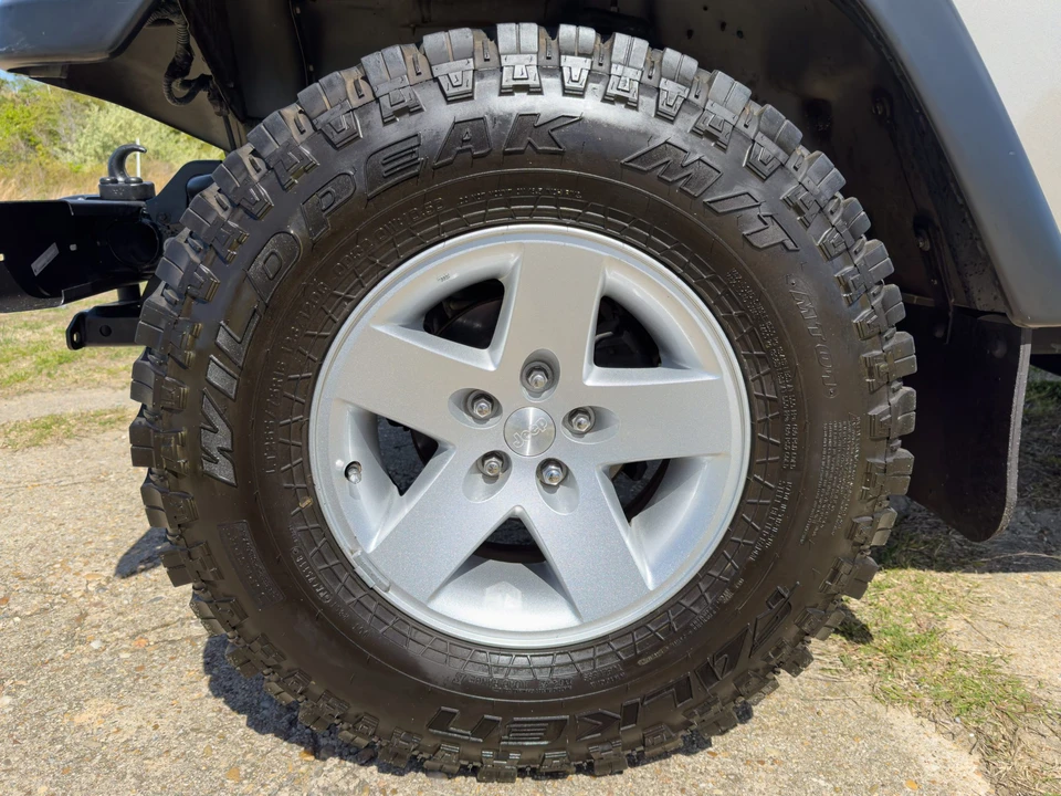 2005 Jeep TJ Wrangler - Image 29 of 31