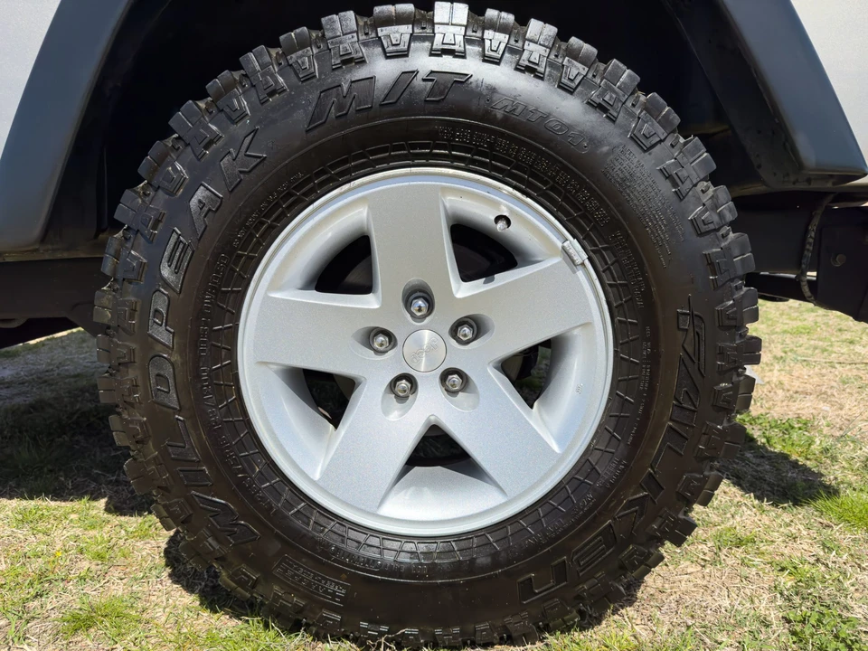 2005 Jeep TJ Wrangler - Image 30 of 31