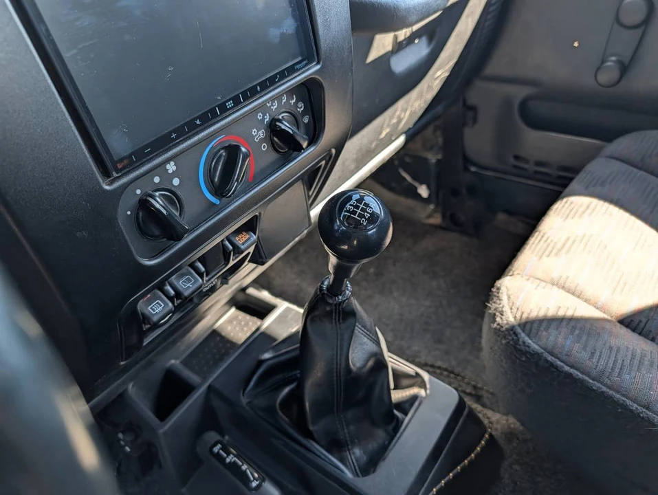 2005 Jeep TJ Wrangler - Image 11 of 12