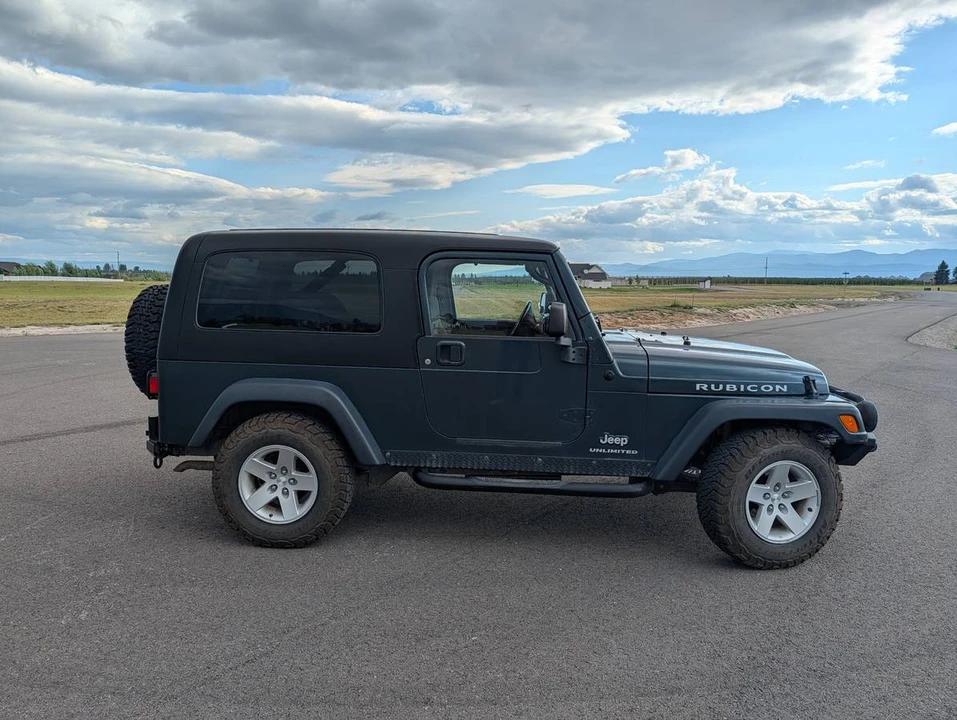 2005 Jeep TJ Wrangler - Image 5 of 12