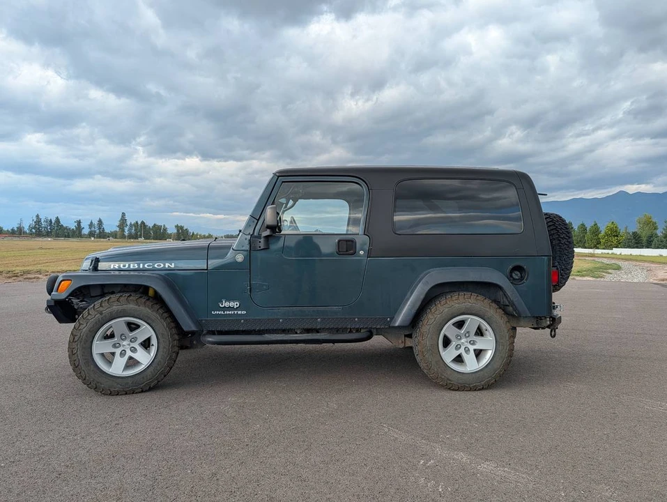 2005 Jeep TJ Wrangler - Image 2 of 12