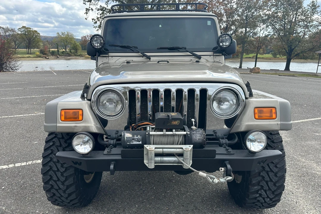 2005 Jeep TJ Wrangler - Image 2 of 31