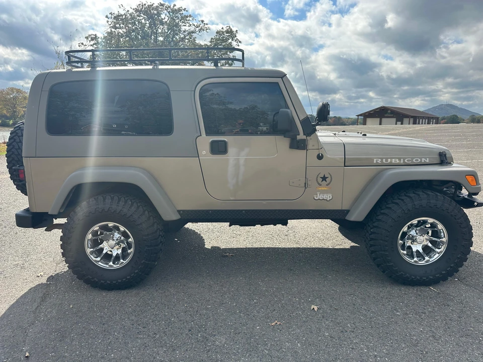 2005 Jeep TJ Wrangler - Image 25 of 31