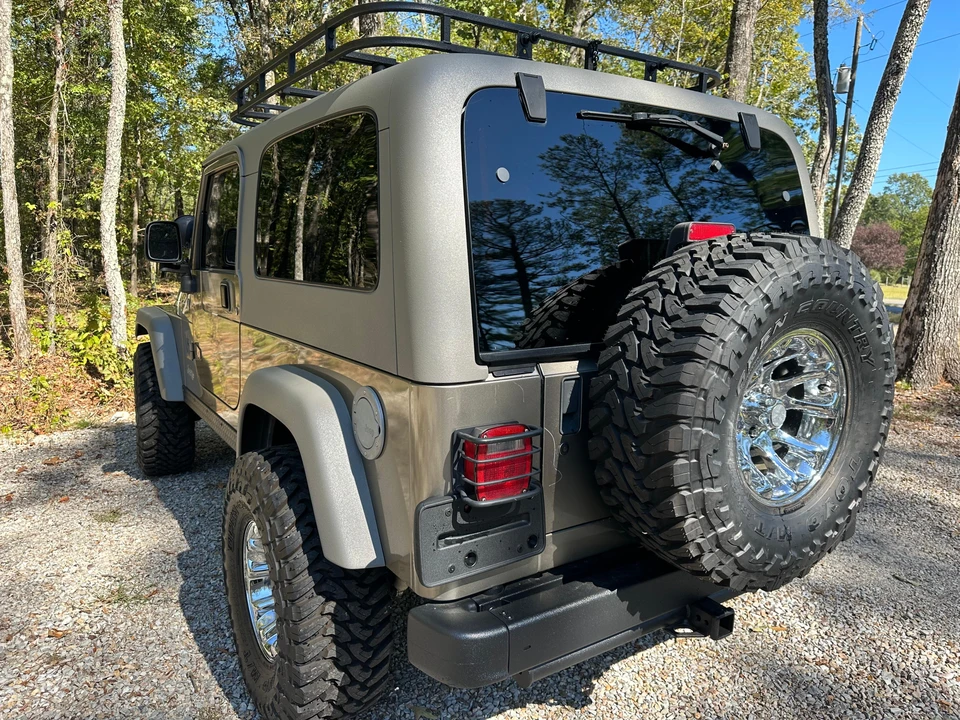 2005 Jeep TJ Wrangler - Image 18 of 31