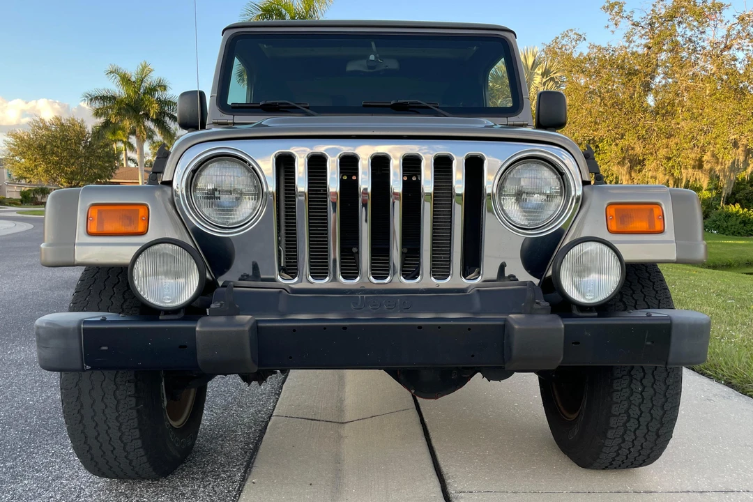 2005 Jeep TJ Wrangler - Image 2 of 31