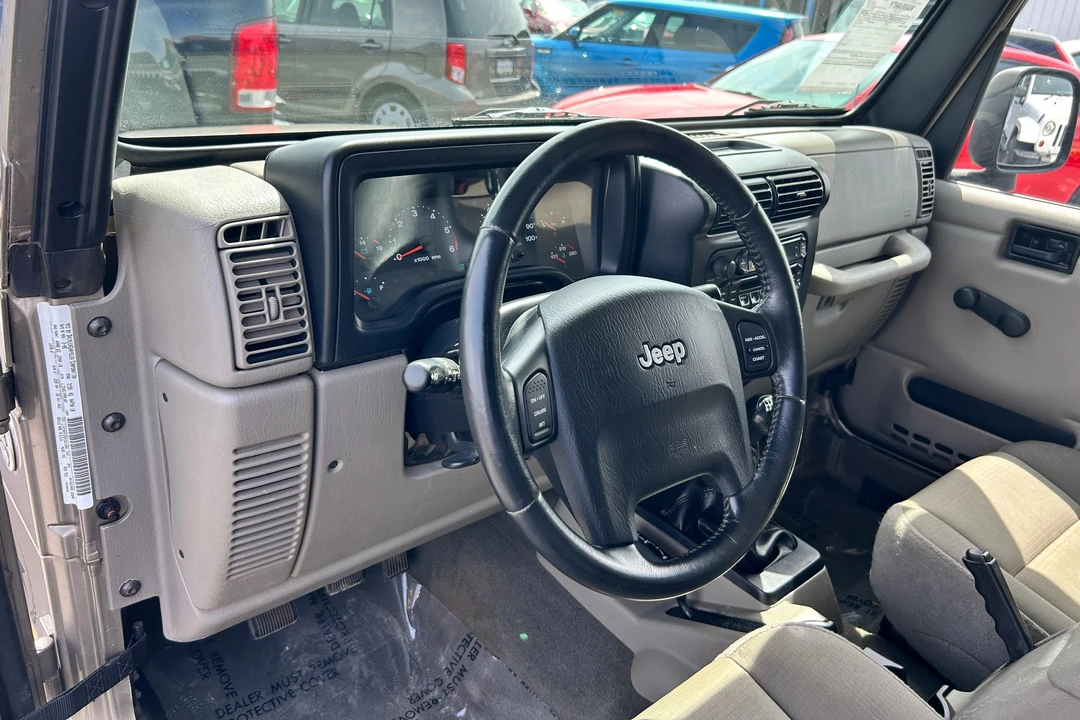 2005 Jeep TJ Wrangler - Image 19 of 31