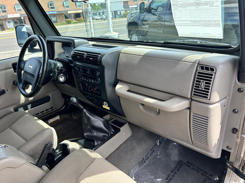 2005 Jeep TJ Wrangler - Image 27 of 31
