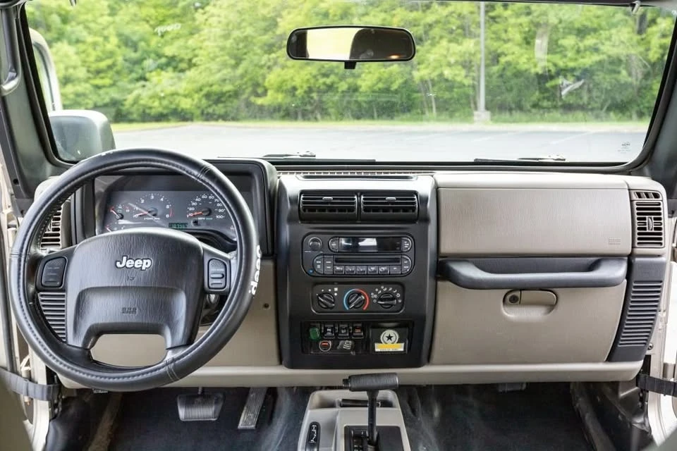 2005 Jeep TJ Wrangler - Image 6 of 9